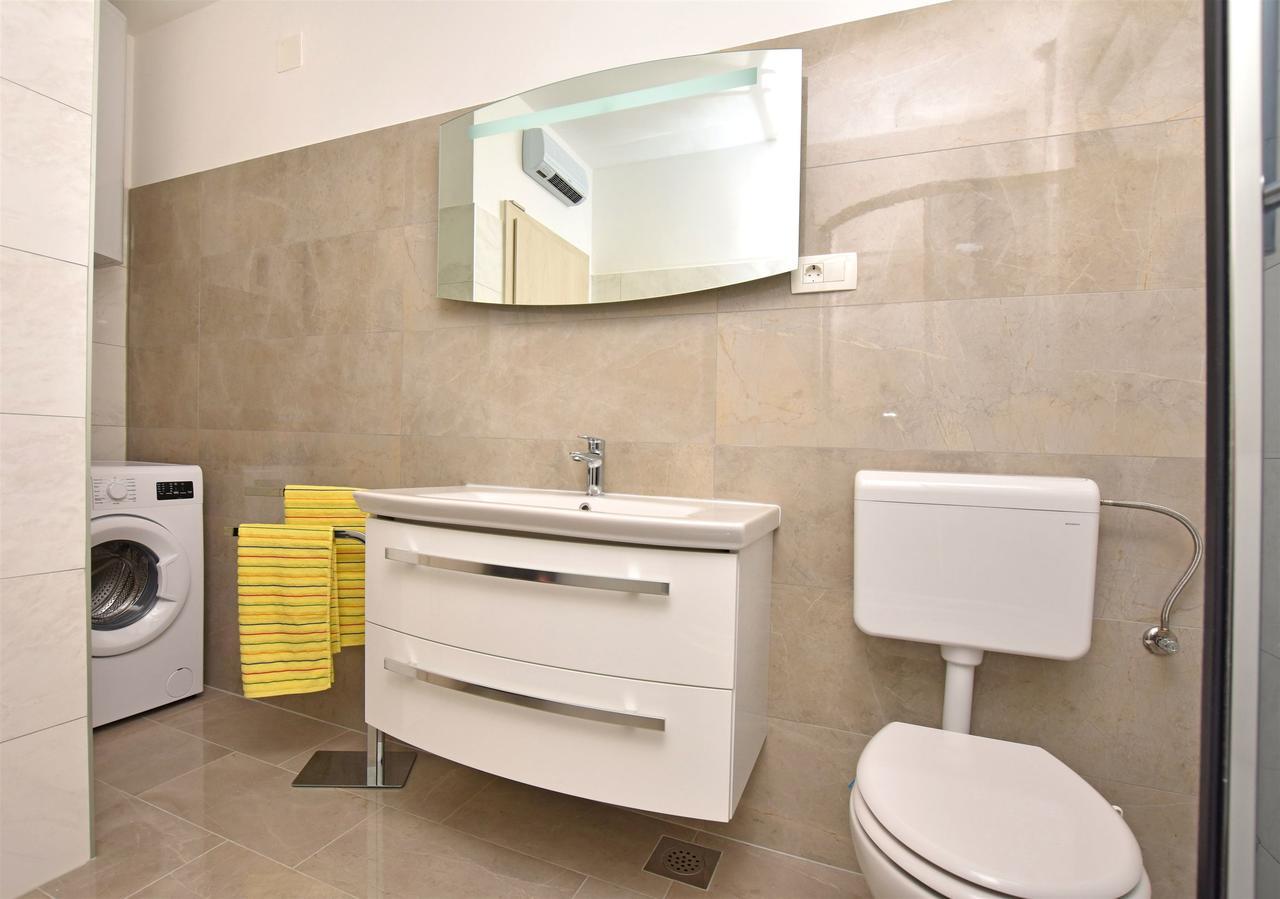 Apartment Dora Duće Kültér fotó