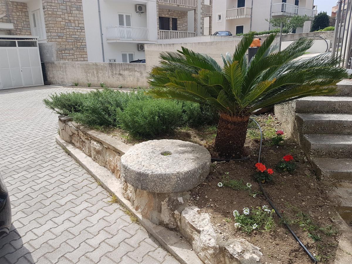Apartment Dora Duće Kültér fotó