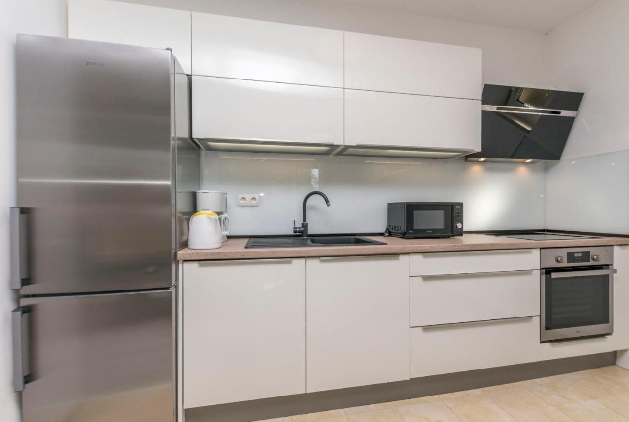 Apartment Dora Duće Kültér fotó